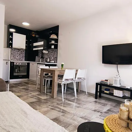 Apartment Betula Cozy 1 Bdr - Ac, Terrace, Easy Access