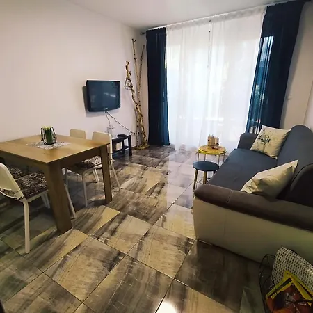 Apartment Betula Cozy 1 Bdr - Ac, Terrace, Easy Access